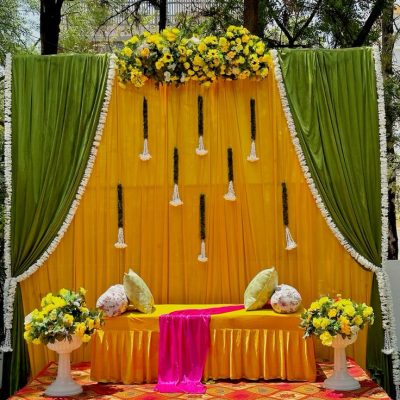 Basic in-house Mehndi backdrop decor